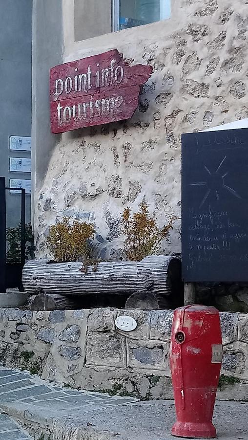 Sur Un Petit Nuage Roubion Exterior foto